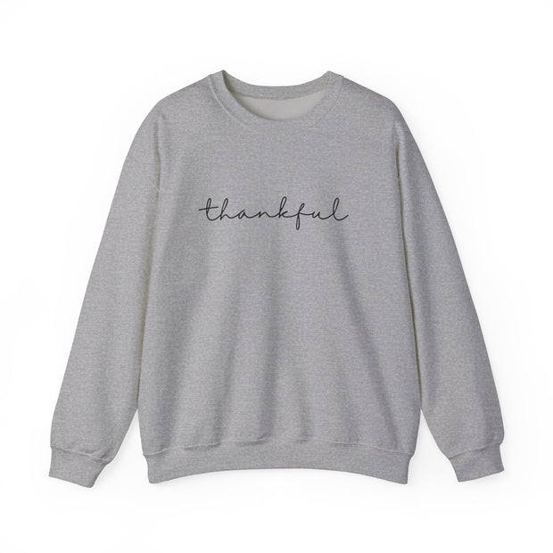 Dainty Thankful Women's Graphic Sweatshirt