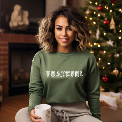 Thankful Women's Graphic Sweatshirt